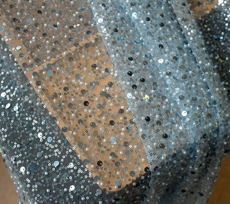 253618013-8